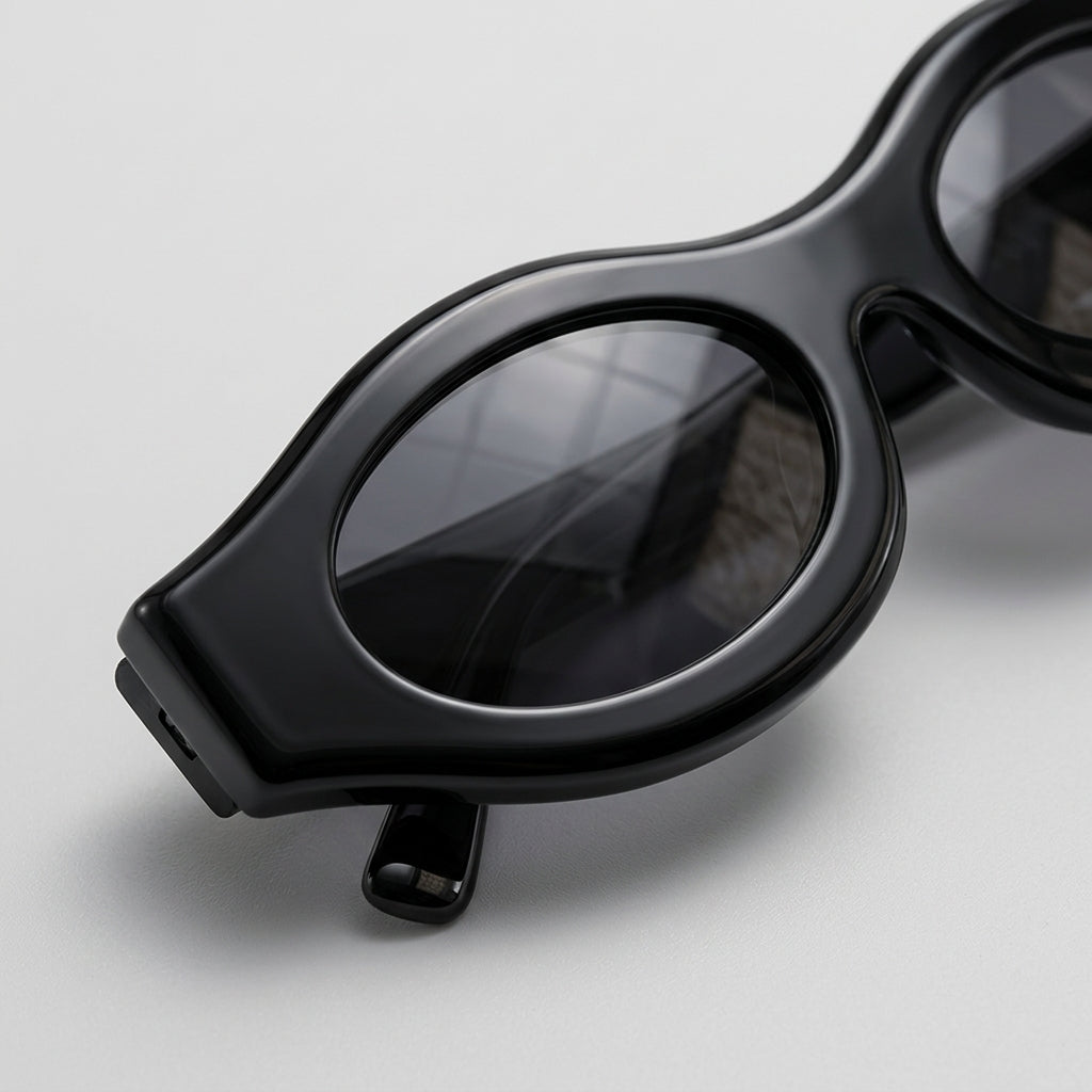 AURA NOIR
